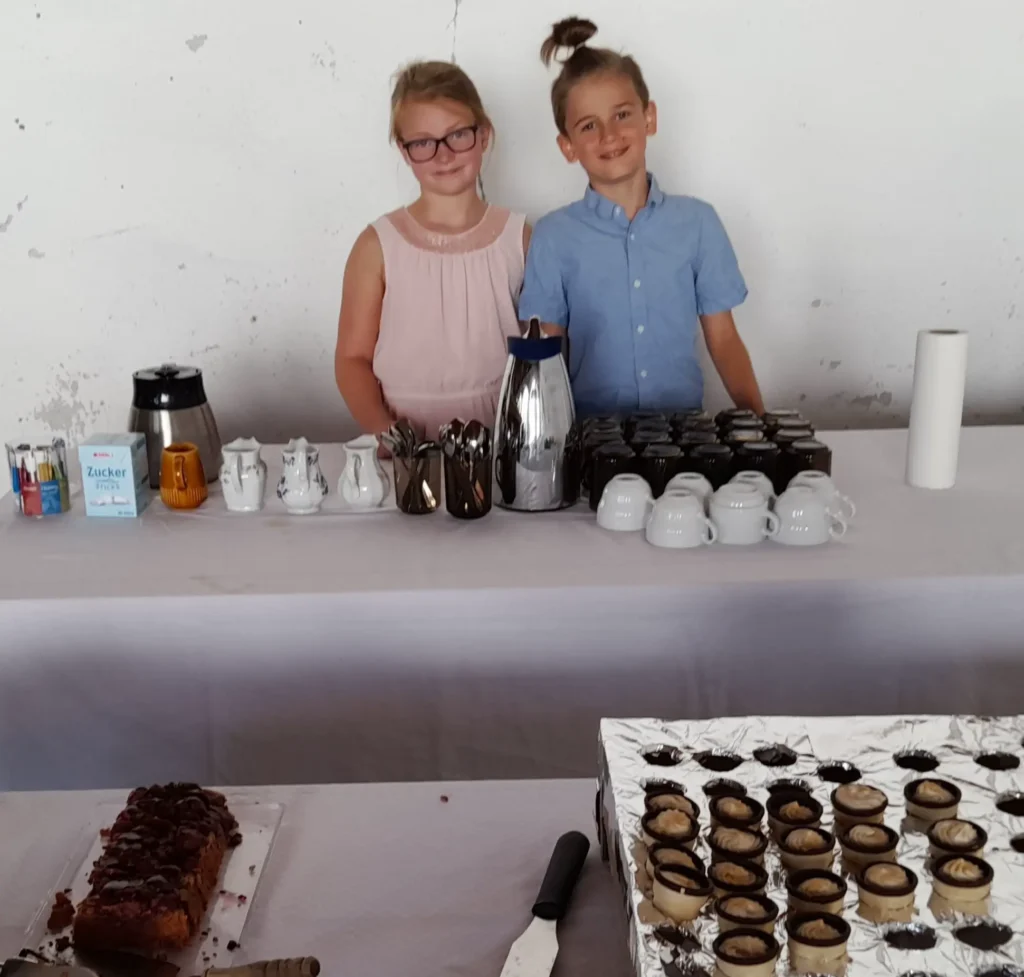 Auch die Jugend hilft mit